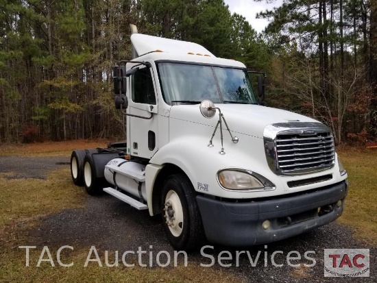 2007 Freightliner CL120