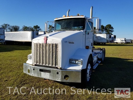 2004 Kenworth T800