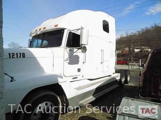 2001 Freightliner FLD120