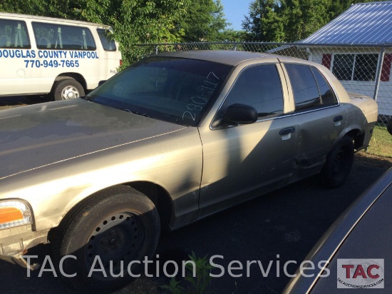 2000 Ford Crown Victoria