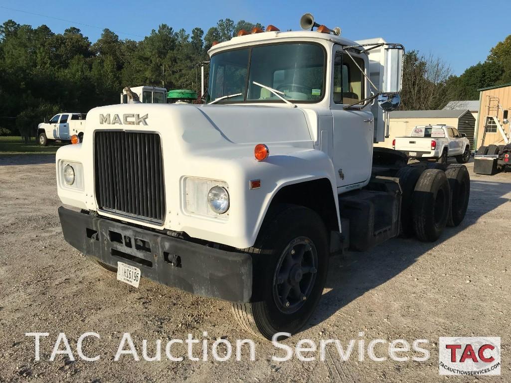 1973 Mack R685 | Proxibid