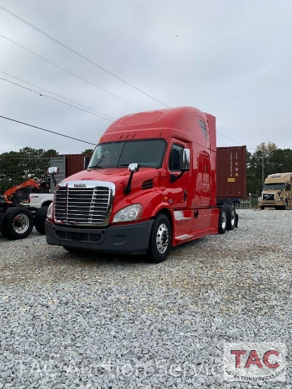 2014 Freightliner Cascadia 132