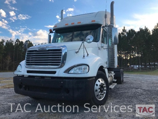 2010 Freightliner Columbia