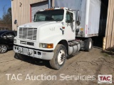 2002 International 8100 S/A