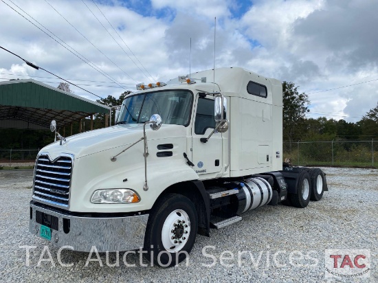 2016 Mack CXU613