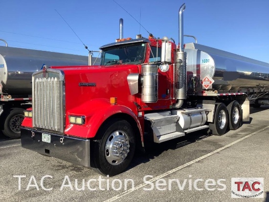 2005 Kenworth W900