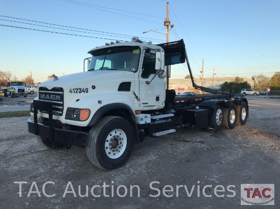 2007 Mack CV713 Roll-off Truck