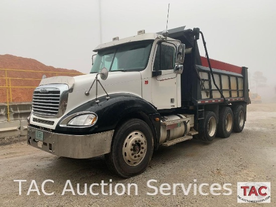 2005 Freightliner CL120