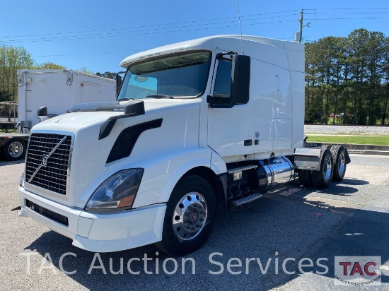 2015 Volvo VNL