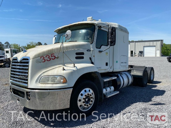 2013 Mack CXU613