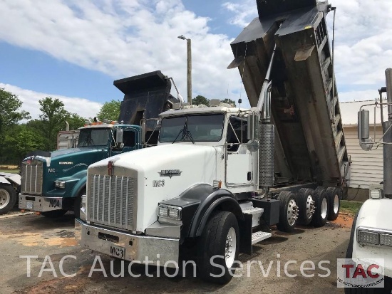 2005 Kenworth T800 Quad Axle Dump Truck