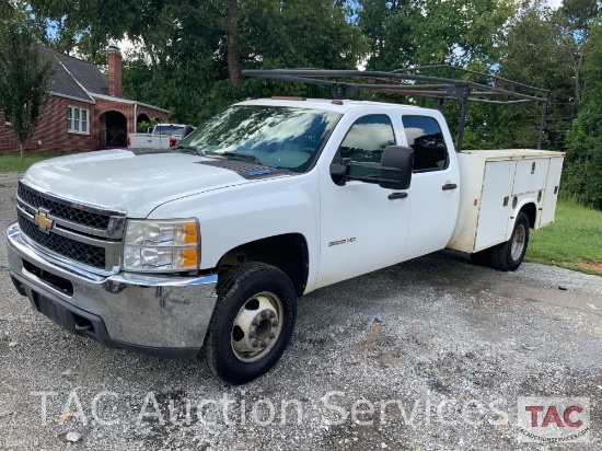 2011 Chevrolet 3500HD Service Truck