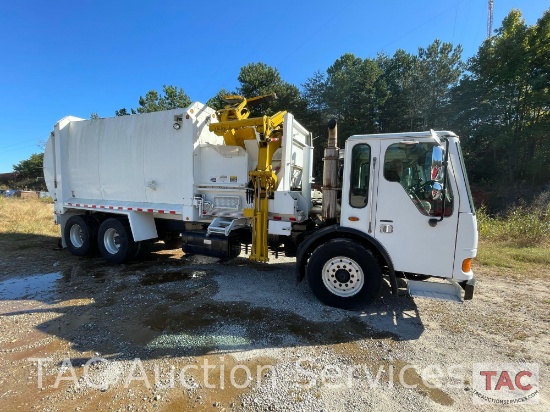 2004 Freightliner Condor Trash Truck