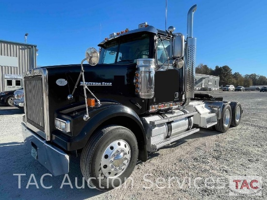 2015 Western Star 4900SF Day Cab