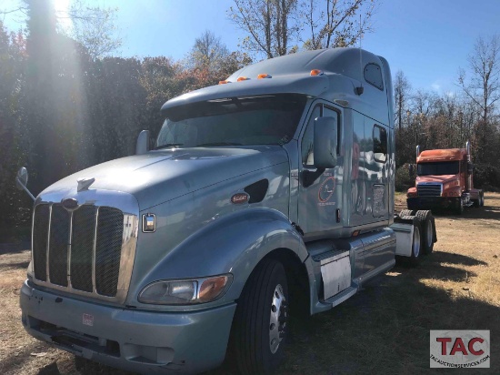 2007 Peterbilt 387 Sleeper