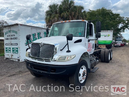 2007 International 4400 Cab and Chassis