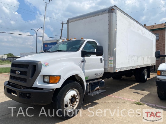 2013 Ford F-750 Box Truck