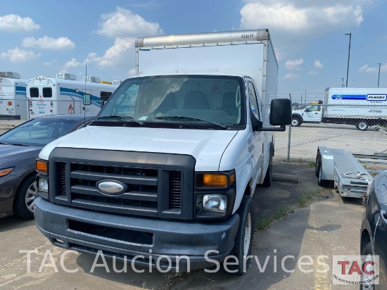 2014 Ford E-350 Box Truck