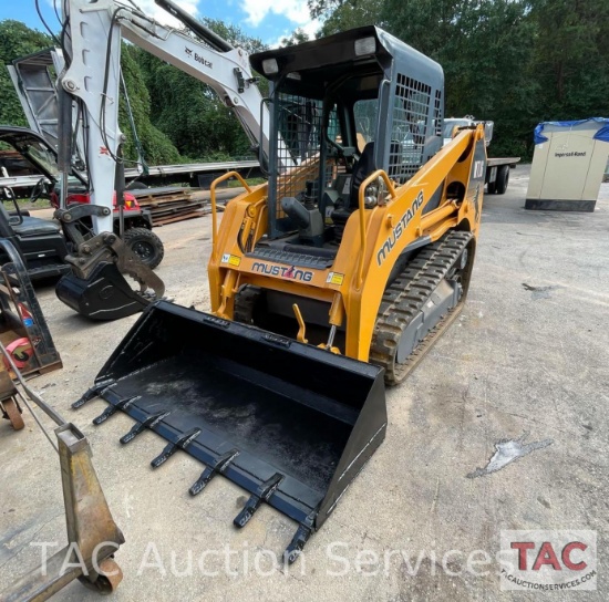 Mustang MTL16 Skid Steer Loader