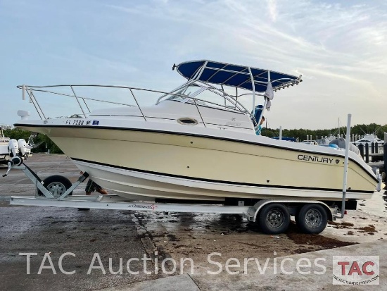 2006 Century 2400 Boat