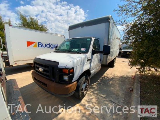 2014 Ford E-350 Cutaway Van