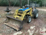 Ford 2000 Tractor With Loader
