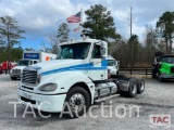 2005 Freightliner Columbia Day Cab