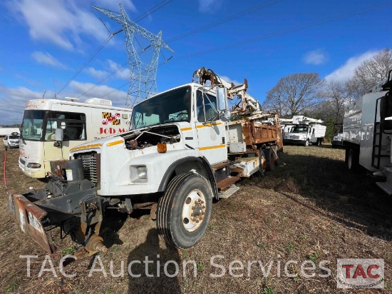 2004 Freightliner FL80 Knuckle Boom Truck