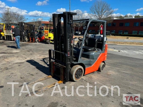 2016 Toyota 8FGCU25 5,000lb Forklift