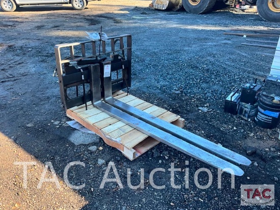 69in Hydraulic Pallet Forks