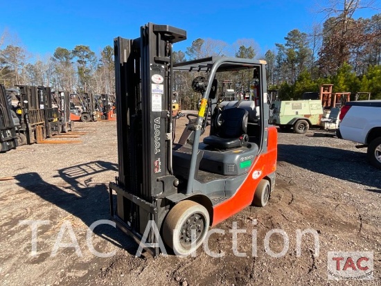 2015 Toyota 8FGCU32 6500lb Forklift