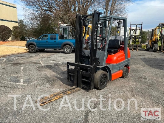 1999 Toyota 8FGCU25 5000lb Forklift