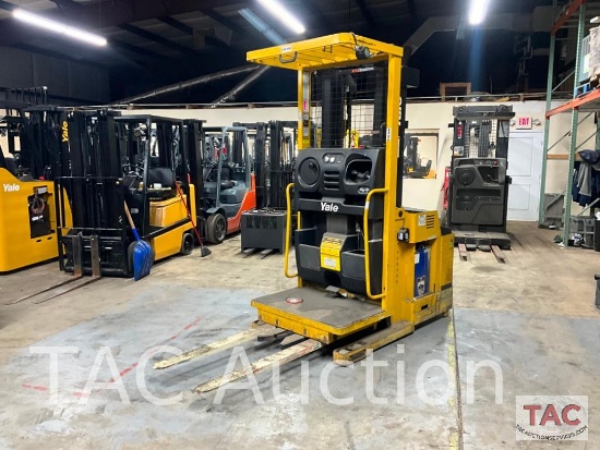 Yale Electric Order Picker 3000lb Forklift