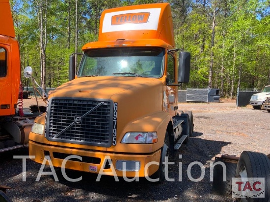 2008 Volvo VNM Day Cab Truck