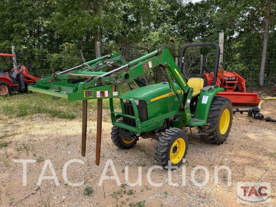 John Deere 3032E Tractor w/ Front End Loader