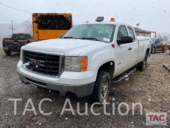 2010 GMC Sierra 2500 4X4 Extended Cab Pickup Truck