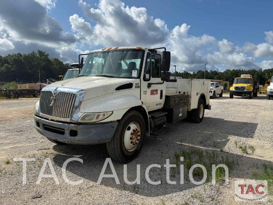 2005 International Durastar 4300 Service Truck