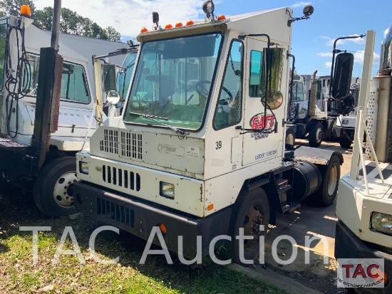 2005 Kalmar Ottawa Model 30 Yard Spotter Truck