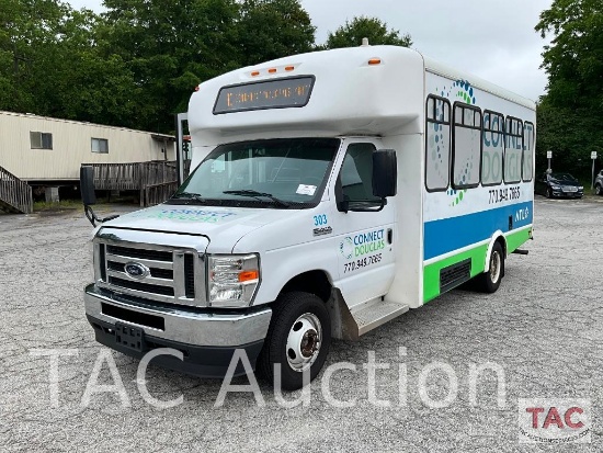 2017 Ford E-450 Super Duty 12 Passenger Handicap Accessible Bus
