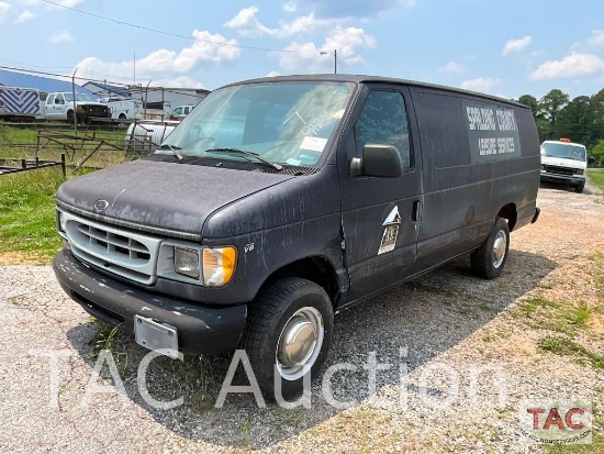 2003 Ford Econoline Van