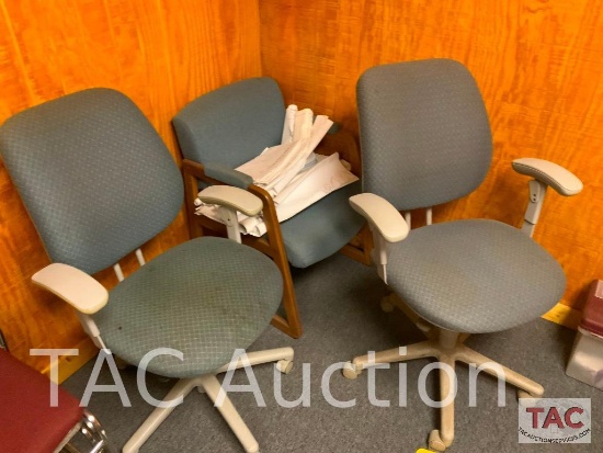 Miscellaneous Office Chairs And Roll Top Deck