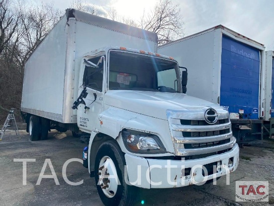 2016 Hino 268 26ft Box Truck