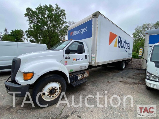 2013 Ford F-750 26ft Box Truck with Liftgate