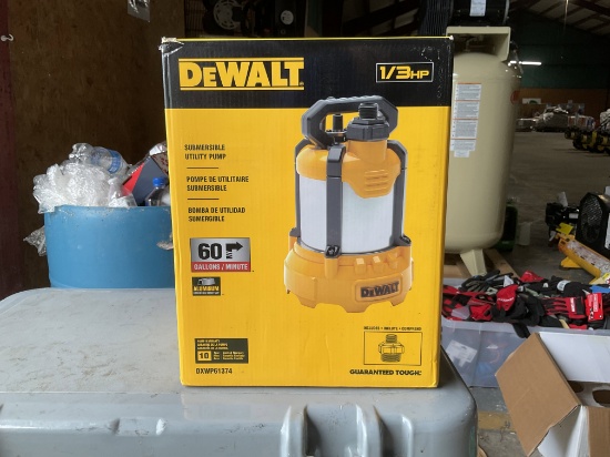 DeWalt Submersible Utility Pump