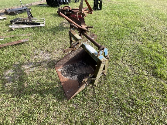 Ford Model 706 3 Point Hitch Drag Bucket Attachment
