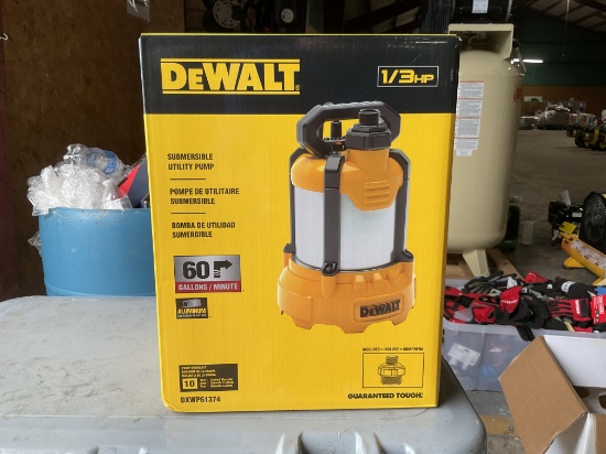 DeWalt Submersible Utility Pump