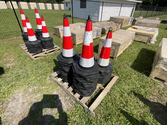 New Traffic Warning Cones (50 Count)