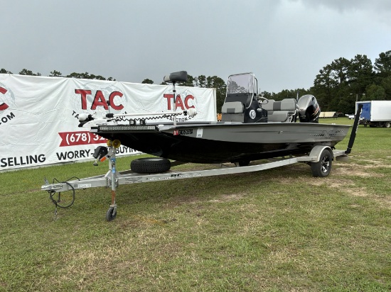 2021 Xpress H20 Bay Boat