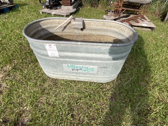 100 Gallon Metal Stock Tank