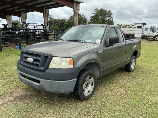 2006 Ford F-150 XL 2dr Regular Cab